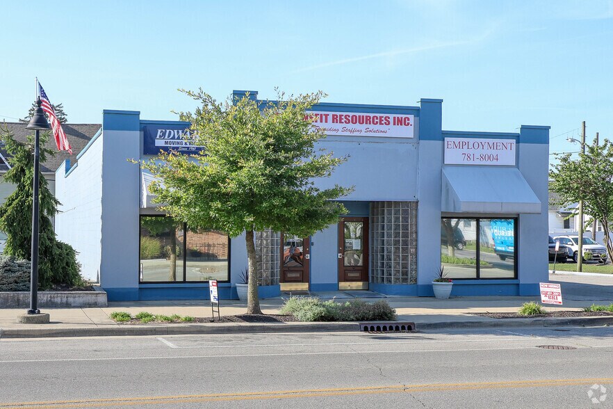 Primary Photo Of 707-709 Main St, Beech Grove Office For Sale