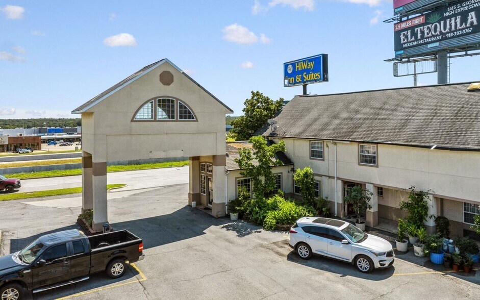 More Photos Of 419 S George Nigh Expy, Mcalester Hotel For Sale