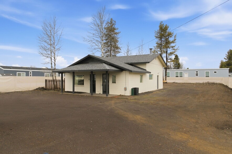 More Photos Of 16440 Finley Butte Rd, La Pine Office For Sale