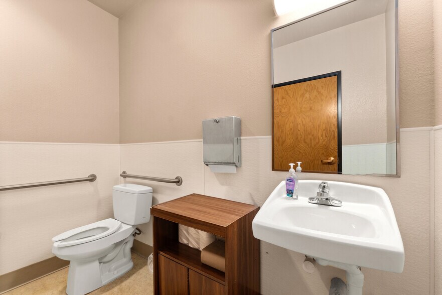 More Photos Of 720 W 121st Ave, Denver Office For Sale