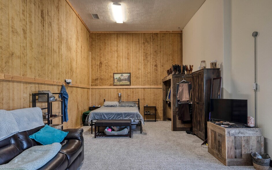 More Photos Of 48600 US-290 BUS, Hempstead Land For Sale