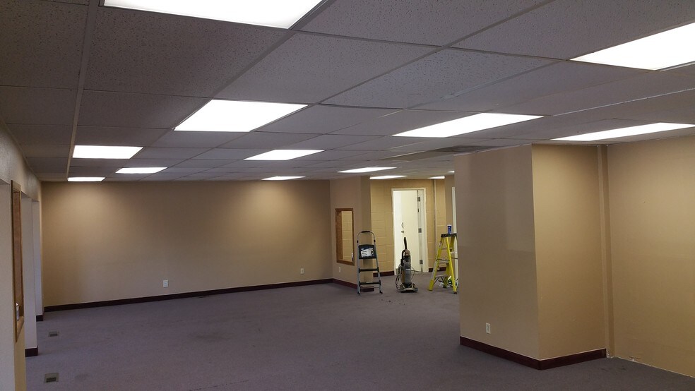 More Photos Of 3850 Portland Rd NE, Salem Medical For Sale