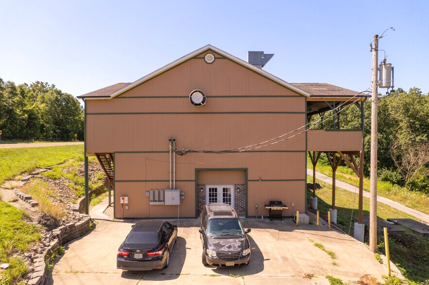 More Photos Of 473 Highway W, Eldon Storefront Retail Residential For Sale