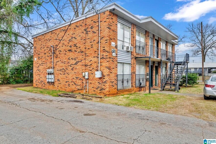More Photos Of 137 59th St N, Birmingham Apartments For Sale