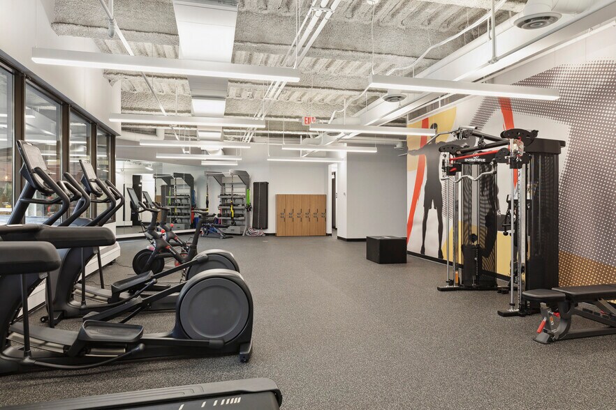 More Photos Of 7900 W 78th St, Edina Office For Lease