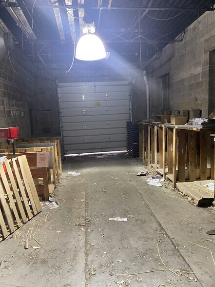 More Photos Of 310 2nd St NE, Austin Office For Sale