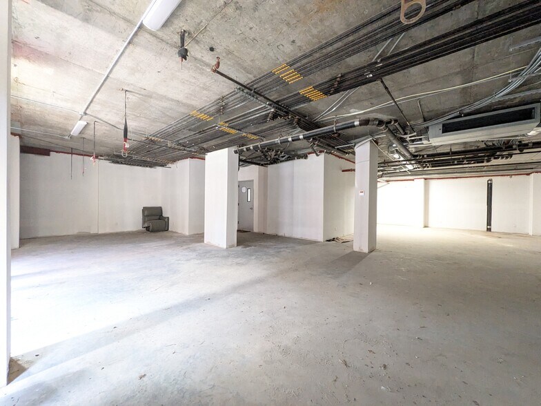More Photos Of , Rego Park Multifamily For Sale