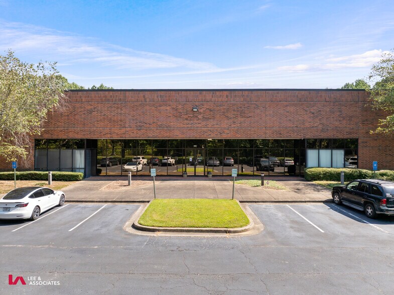 More Photos Of 3025 Northwoods Pky, Peachtree Corners Warehouse For Lease