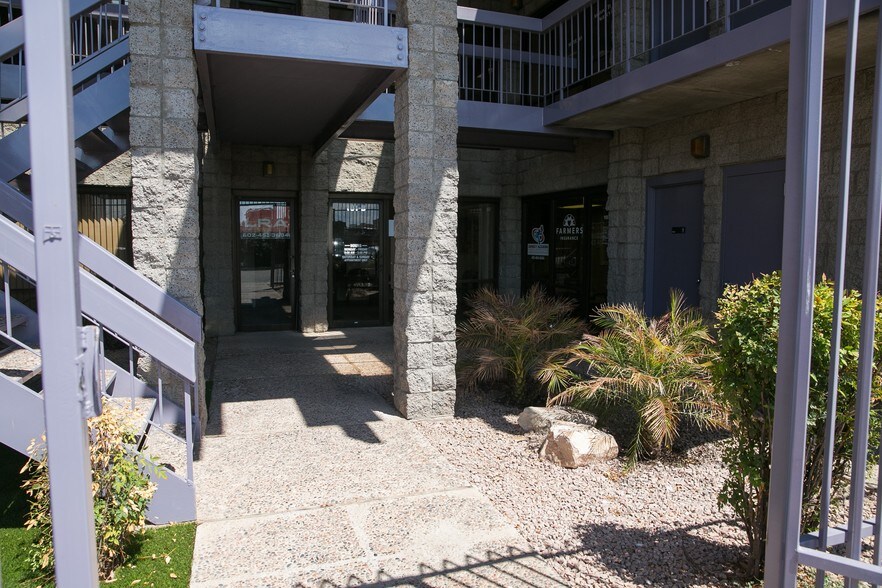 More Photos Of 165 E Southern Ave, Mesa Loft Creative Space For Lease