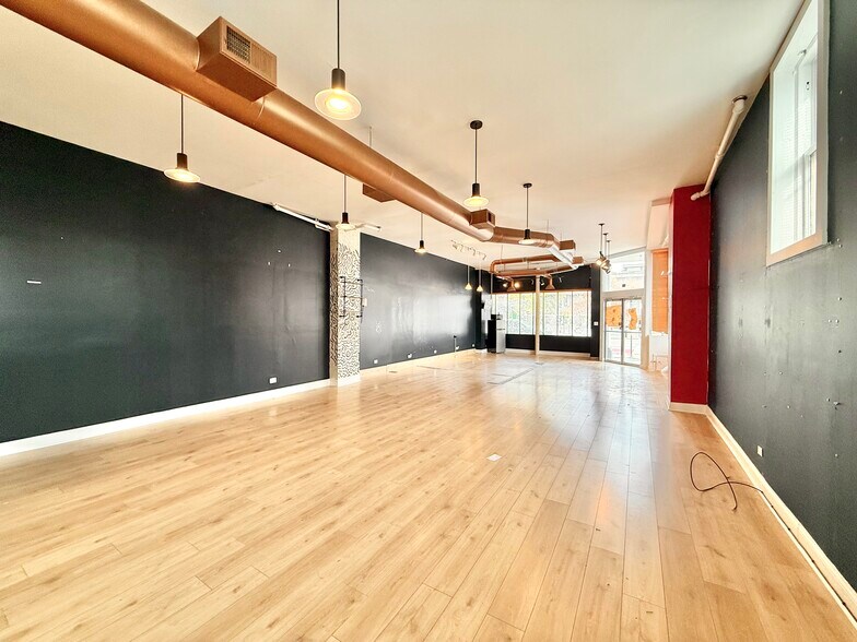 More Photos Of 1355-1359 W Chicago Ave, Chicago Apartments For Lease