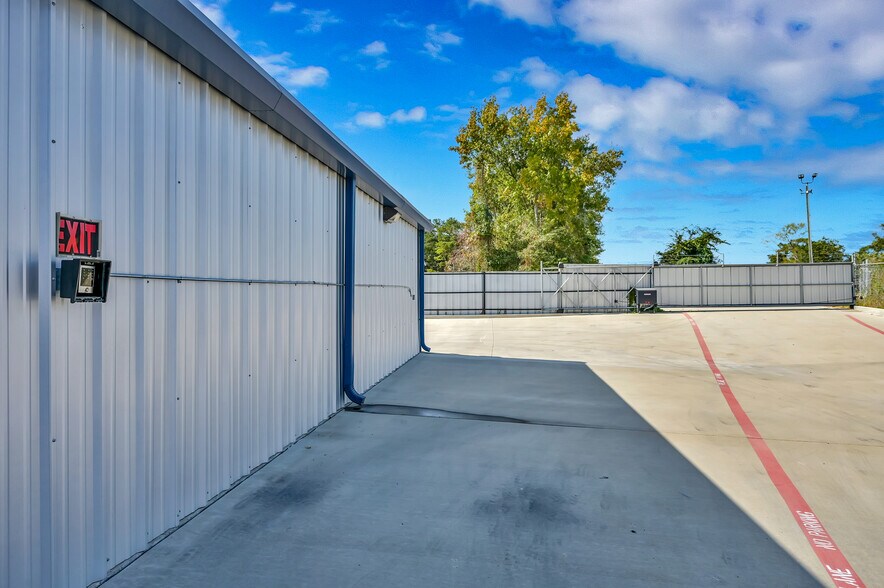 More Photos Of 36522 Coleman Rd, Magnolia Self Storage For Sale