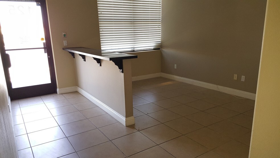 More Photos Of 3660 N Rancho Dr, Las Vegas Medical For Sale