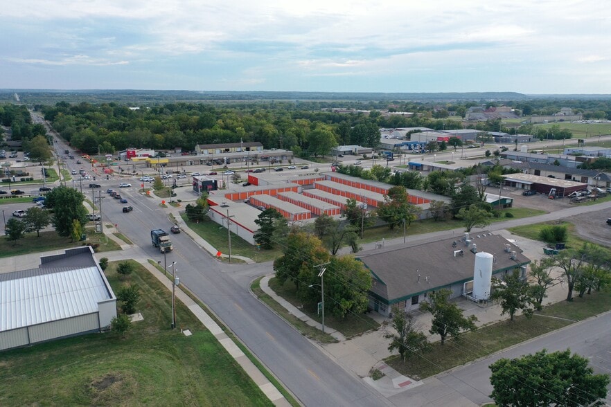 More Photos Of 2205 Haskell Ave, Lawrence Warehouse For Sale