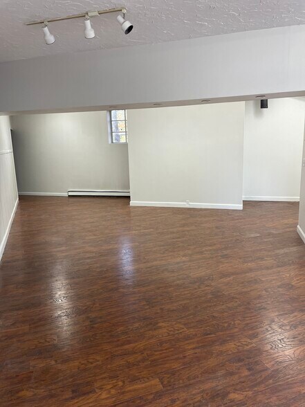 More Photos Of 209 Albion St, Wakefield Storefront For Lease