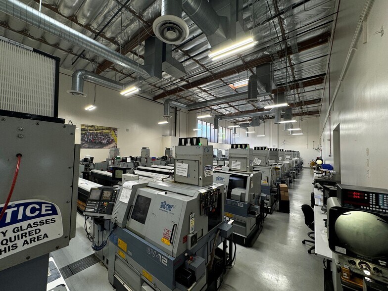 More Photos Of 3050 E Hillcrest Dr, Westlake Village Light Manufacturing For Sale