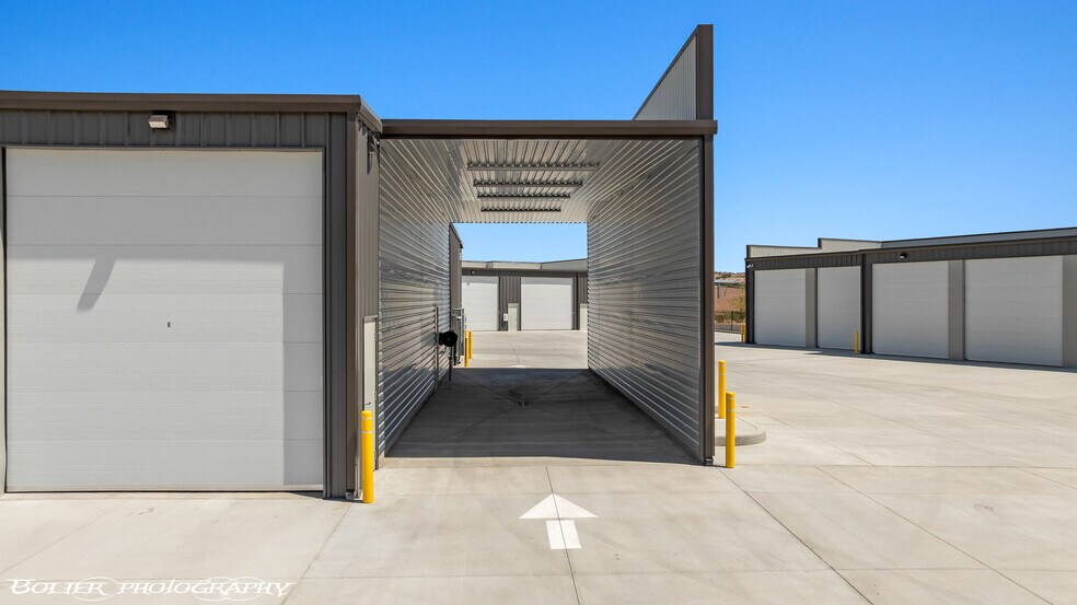 More Photos Of 1300 Pioneer Blvd, Mesquite Self Storage For Sale