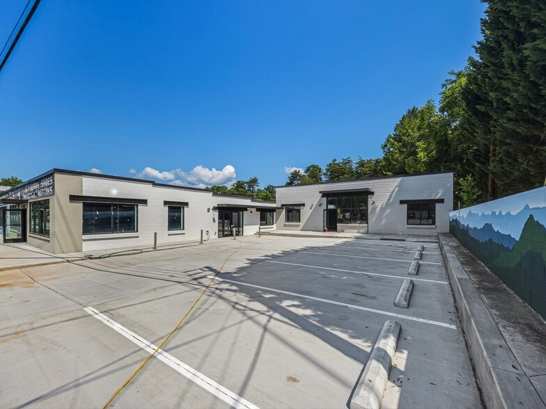 More Photos Of 1449 Smokey Park Hwy, Candler General Retail For Lease