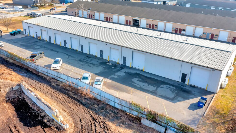 More Photos Of 73 Albe Dr, Newark Warehouse For Lease