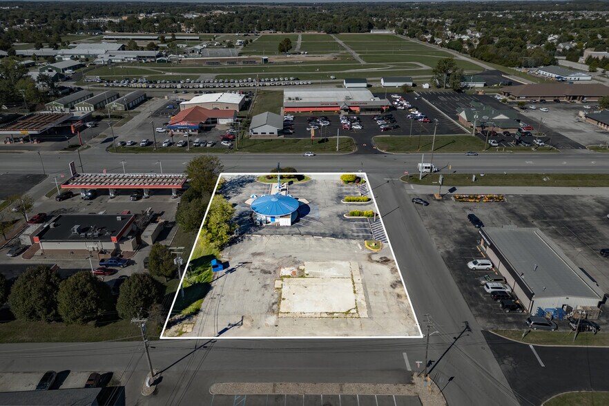 More Photos Of 351 N Morton St, Franklin Restaurant For Sale