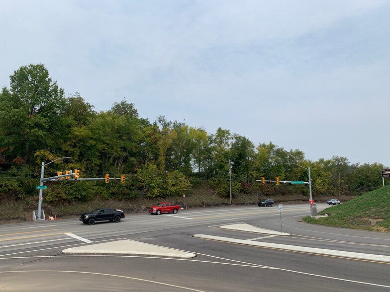 More Photos Of Middlesex Crossing, Valencia Land For Sale