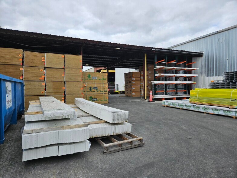 More Photos Of 1341 NW 15th St, Pompano Beach Warehouse For Lease