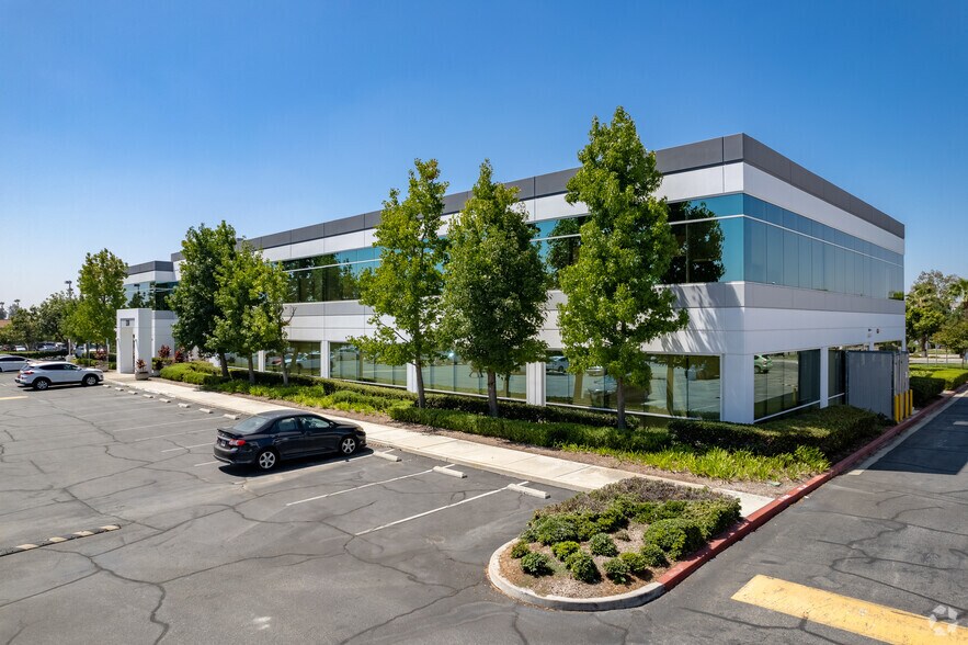 More Photos Of 5200 Irwindale Ave, Irwindale Office For Lease