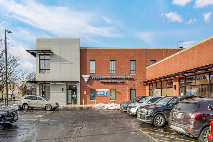 More Photos Of 134 W 111th St, Chicago Medical For Lease