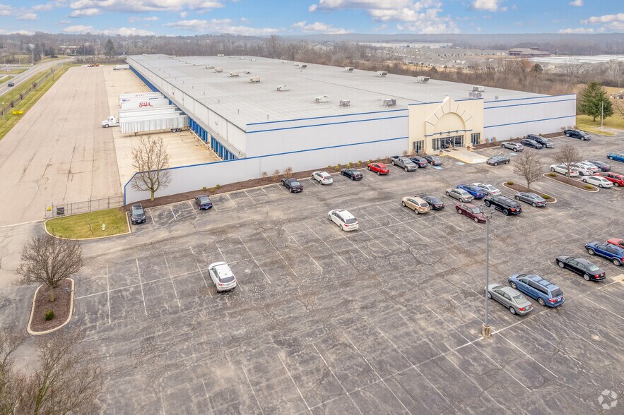 More Photos Of 1340 E Dayton Yellow Springs Rd, Fairborn Distribution For Lease