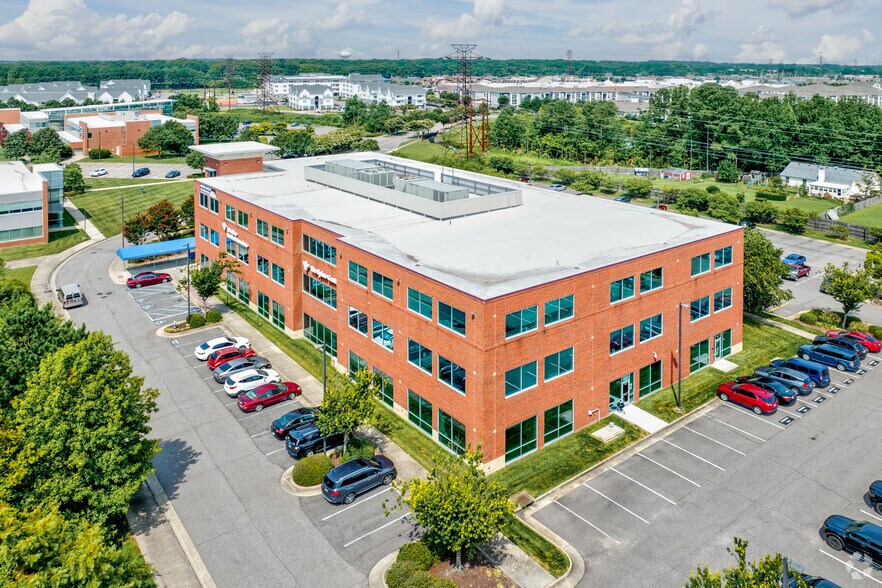 More Photos Of 1040 University Blvd, Portsmouth Office For Sale