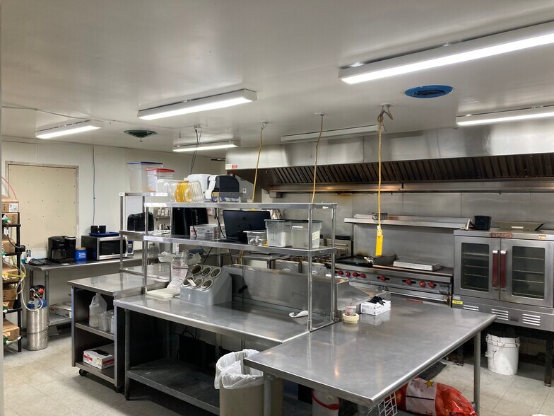 More Photos Of 1012 Main St, Beaver Bay Bar For Sale