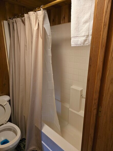 More Photos Of 131 Church St, Montello Hotel For Sale