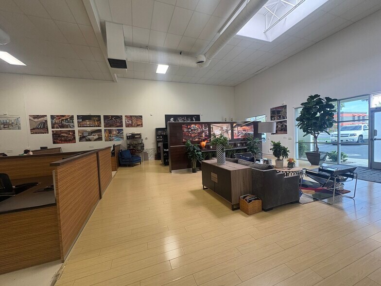 More Photos Of 4810 W University Ave, Las Vegas Showroom For Sale