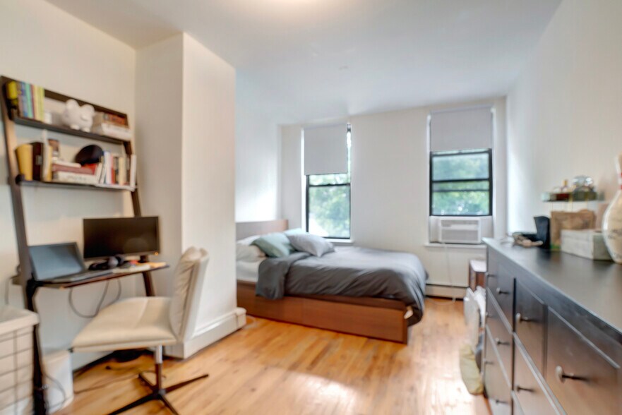 More Photos Of 213 Johnson Ave, Brooklyn Apartments For Sale