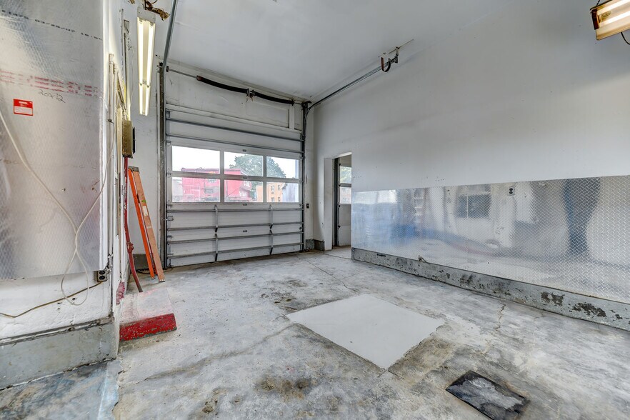 More Photos Of 338 E Front St, Berwick General Retail For Sale