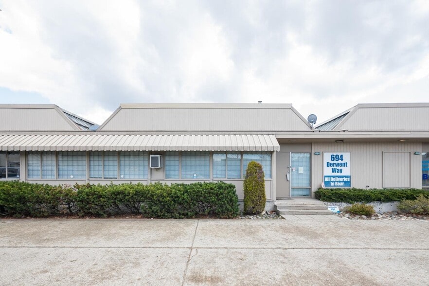 More Photos Of 638-706 Derwent Way, Delta Warehouse For Lease