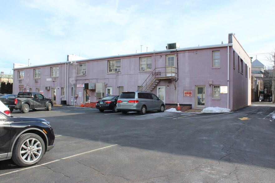 More Photos Of 2348 Whitney Ave, Hamden Storefront Retail Office For Sale