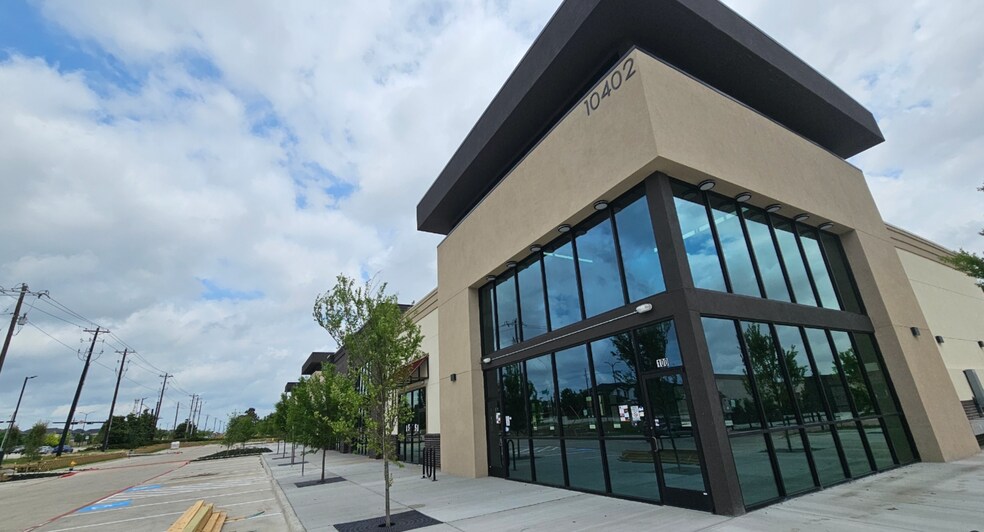 More Photos Of 10170 Coit rd, Frisco Office For Sale