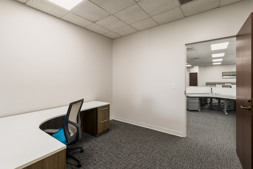 More Photos Of 3 Easton Oval, Columbus Coworking Space
