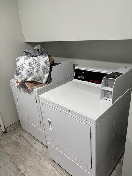 More Photos Of 120 E Pine St, Santa Ana Apartments For Sale