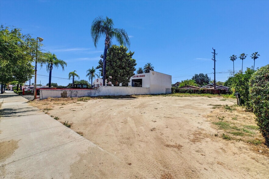 More Photos Of 968 E Mission Blvd, Pomona Land For Sale