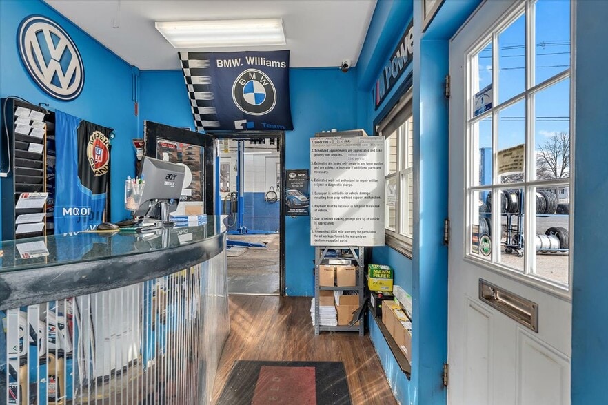 More Photos Of 459 North Ave E, Westfield Auto Repair For Sale