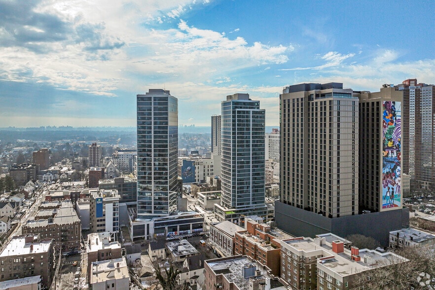 More Photos Of 55 Clinton Pl, New Rochelle Apartments For Lease