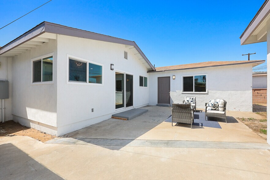 More Photos Of 1227 E Grovecenter St, West Covina Specialty For Sale