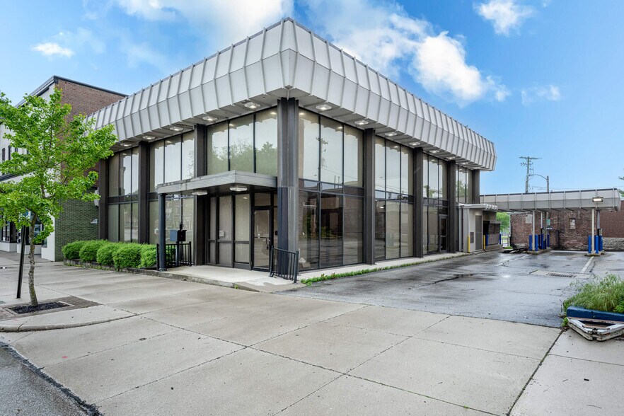 Primary Photo Of 125 W Spring St, Saint Marys Bank For Sale