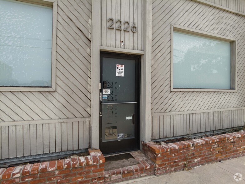 More Photos Of 2226 Barry Ave, Los Angeles Light Manufacturing For Lease