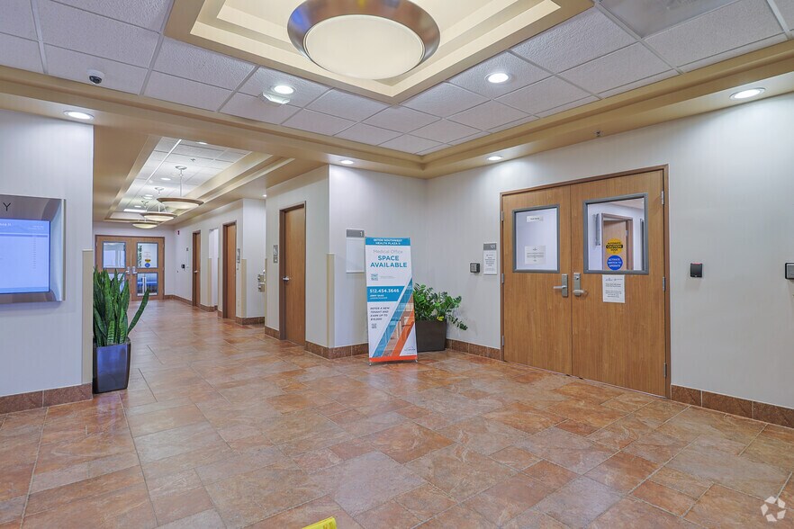 More Photos Of 7900 FM 1826, Austin Unknown For Lease