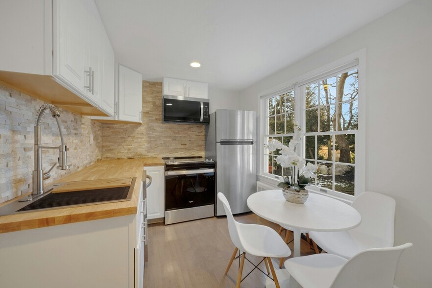 More Photos Of 4 Whitney Street Ext, Westport Office Residential For Sale