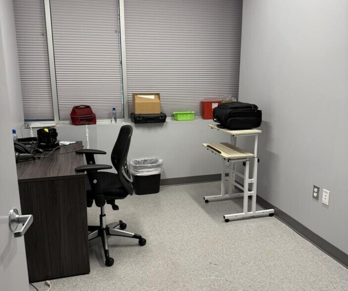 More Photos Of 6325 Woodside Ct, Columbia Office For Lease