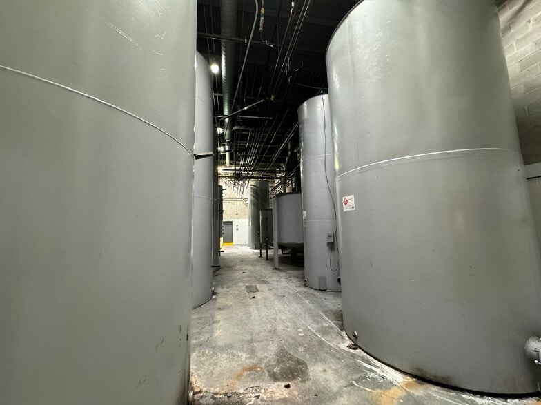 More Photos Of 110 Pomponio Ave, South Plainfield Manufacturing For Sale