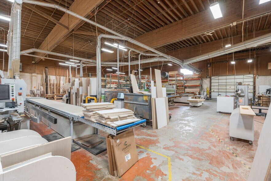 More Photos Of 12 Merrill St, Salisbury Manufacturing For Sale